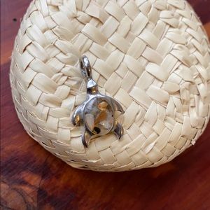 Dune | Seashell Turtle Necklace Charm